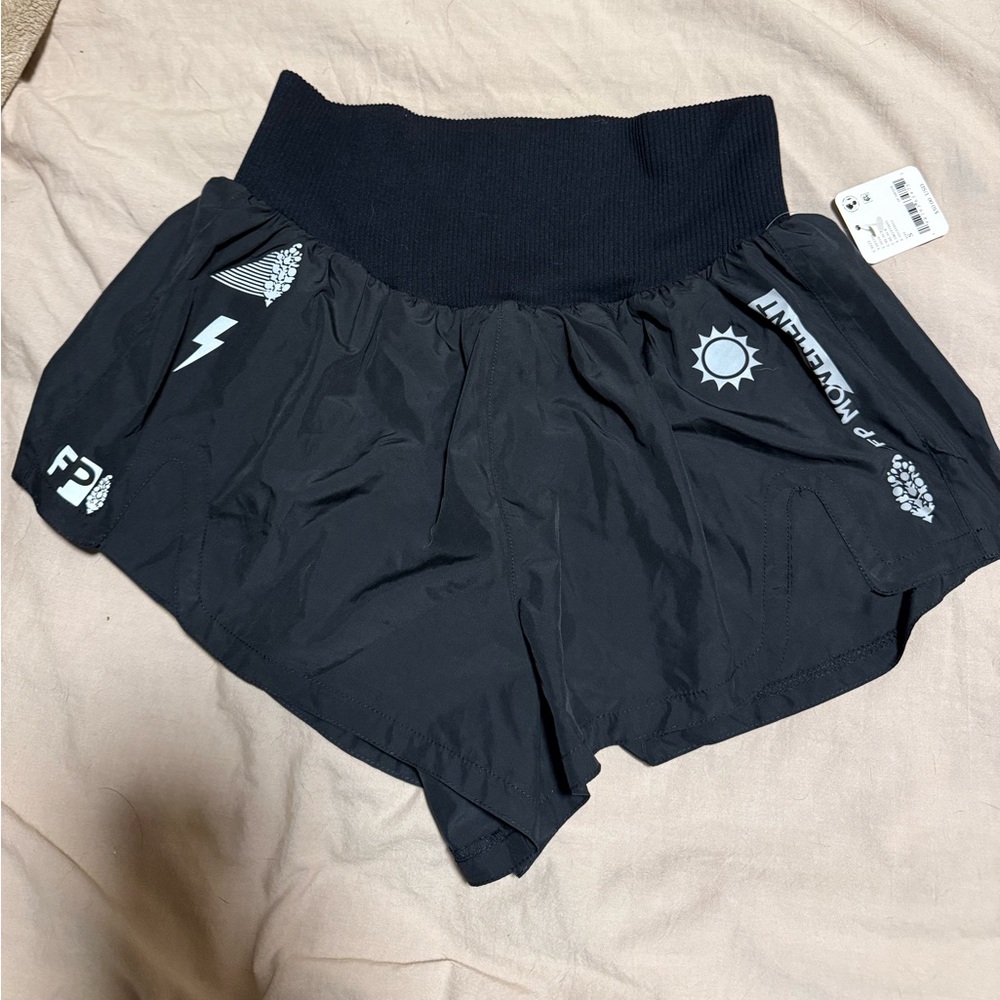 Carpe diem tattoo print shorts